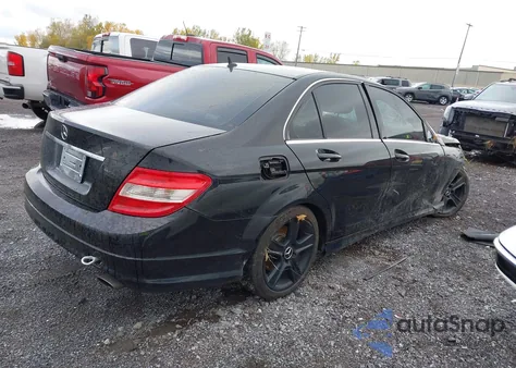 2011 Mercedes-Benz C 300 Luxury 4Matic/Sport 4Matic from USA, damaged, VIN WDDGF8BB7BF648001